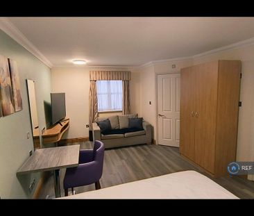 Studio to rent - Photo 4