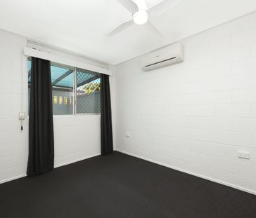 2/9 Shaw Street, West End, Qld 4810 - Photo 4