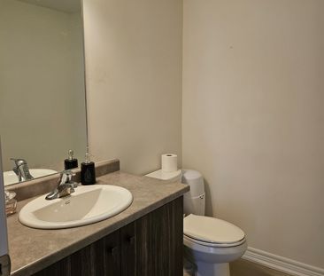 For Lease - 62 Dryden Lane, Hamilton, Ontario - Photo 2