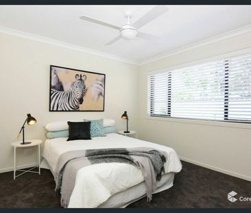 Modern 3 Bedroom Home - Photo 5