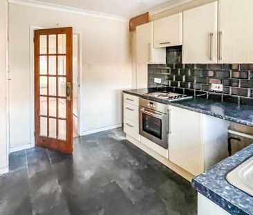 3 bedroom terraced house to rent - Photo 6