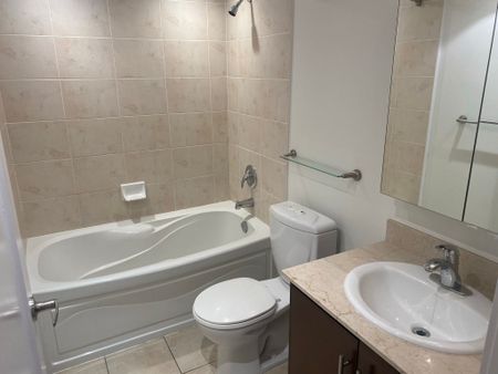 For Lease - 20 Blue Jays Way Unit# 1813, Toronto, Ontario - Photo 2