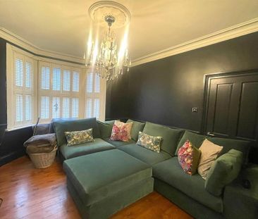 3 bedroom terraced house to rent - Photo 2