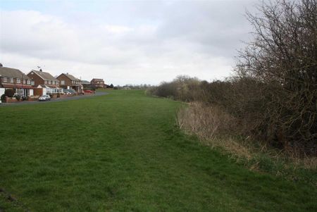 1 bedroom park home to rent - Photo 3