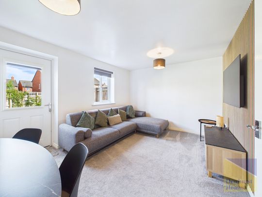Cameron Avenue, Whittingham - Photo 1
