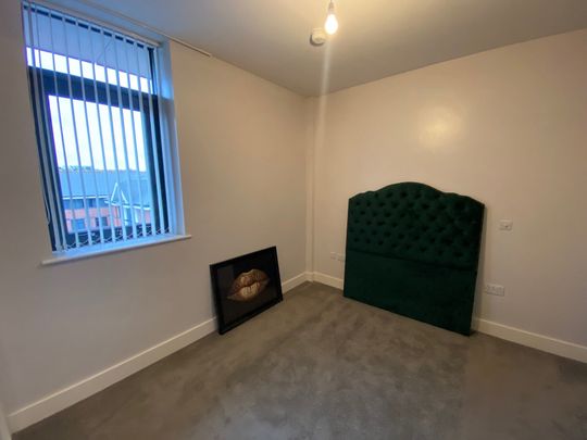 Dawsons Square, Pudsey - Photo 1