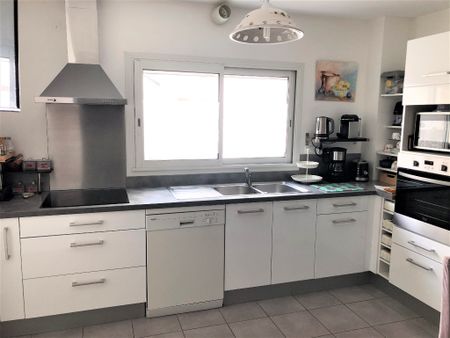 Location Appartement 2 pièces 47m² - Photo 2