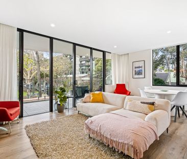 Glorious Sun-Filled Furnished Apartment - Photo 1