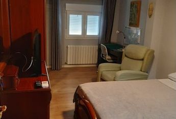 valencia, Valencian Community 46011