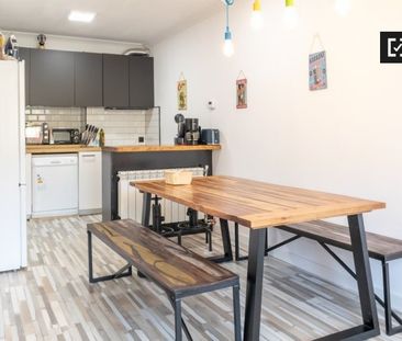 madrid, Community of Madrid 28016 - Photo 5