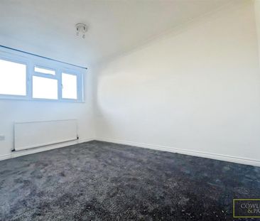 ULTING WAY, WICKFORD - Photo 6