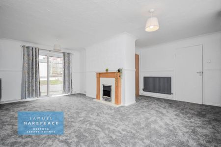 3 bedroom semi-detached house to rent - Photo 3
