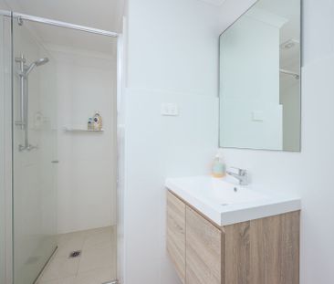 Spacious One-Bedroom Apartment in Prime Location - Photo 4