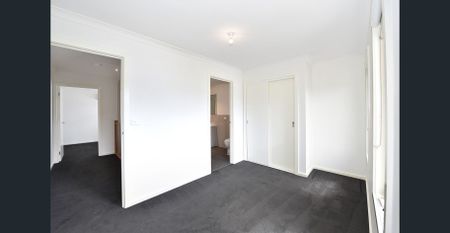 Own Street Frontage - Photo 2