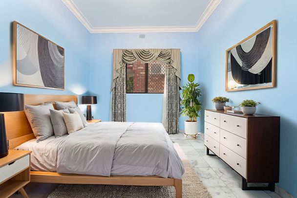 Spacious and Modern 3-Bedroom Brick Home in the Heart of Burwood - Ideal for Families - Photo 1