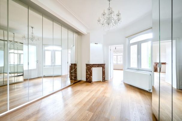 Appartement te huur - Photo 1