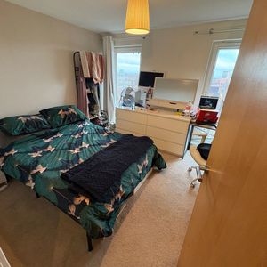 Room in a Shared Flat, Wisteria, E9 - Photo 2