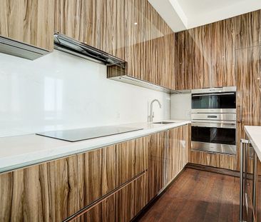 For Lease - 1 Yorkville Avenue Unit# PH 01, Toronto, Ontario - Photo 1