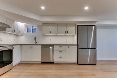 For Lease - 99 West Lodge Avenue Unit# 1, Toronto, Ontario - Photo 5