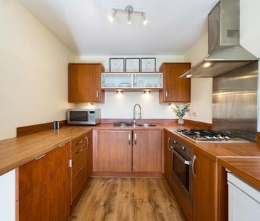 2 bedroom flat to rent - Photo 6