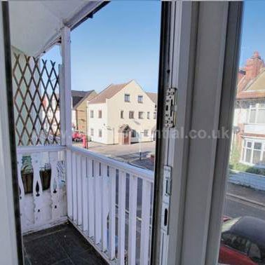 1 bedroom property to rent in Leigh On Sea - Photo 1