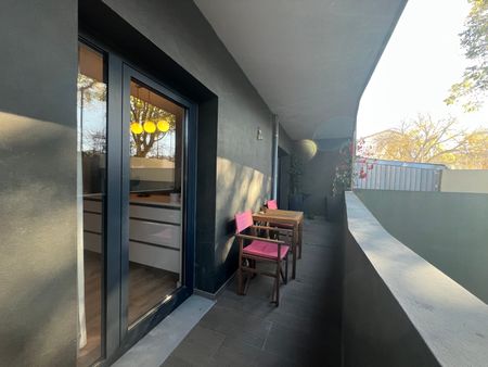 Simpático Apartamento T2 para Arrendamento no Porto - Photo 4