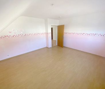 Großzügige 4-Zimmer-Dachgeschosswohnung mit Balkon, Tageslichtbad &... - Photo 2