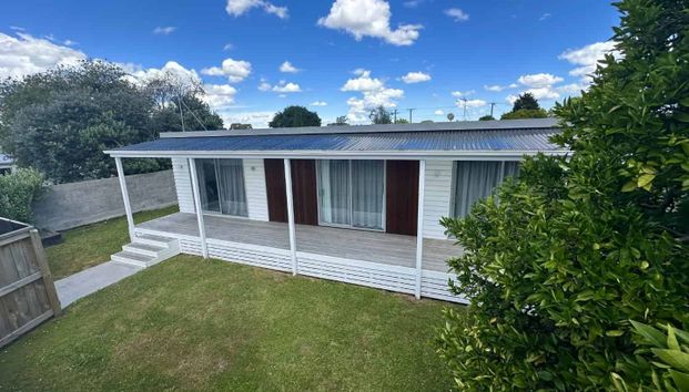 FULLY FENCED, PRIVATE LOCATION - Photo 1