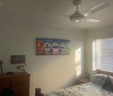 Surfers Paradise - Photo 1