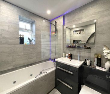 2 bedroom bungalow to rent - Photo 2