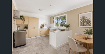 Ideal unit close to town - Photo 3