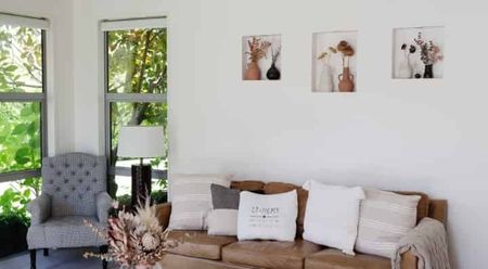 Spacious Leafy Lakeside Location - Photo 3