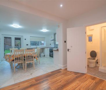 3 bedroom semi-detached house to rent - Photo 5