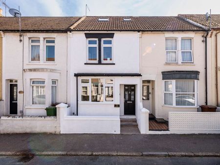 💎 Brand New Premium Ensuite Rooms | £0 Deposit Room 4 - Photo 3