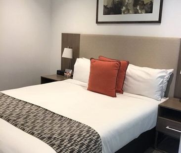 3605/618 Lonsdale Street - Photo 3