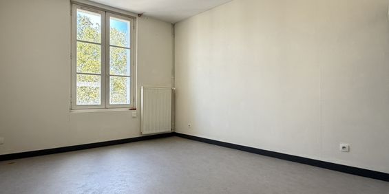 Location Appartement 2 pièces 38m² POITIERS 86000 - Photo 3