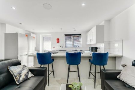 6 bedroom house to rent - Photo 3