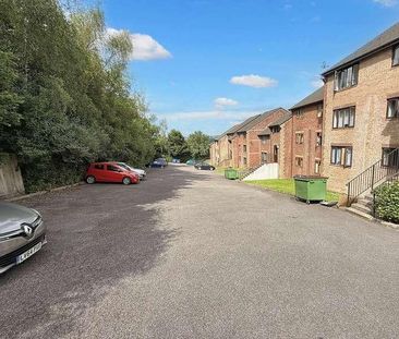 Rena Hobson Court, Tiverton, EX16 - Photo 4