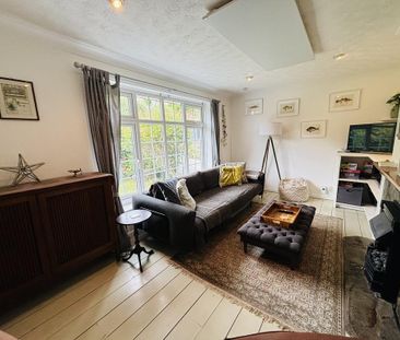 2 bedroom semi-detached bungalow to rent - Photo 6