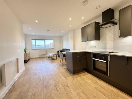 Lincoln House, Bolton - Photo 4