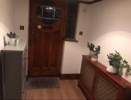 Room in a Shared House, Osterley Gardens, CR7 - Photo 4