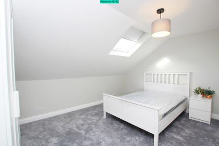 6 bedroom terraced house to rent - Photo 4