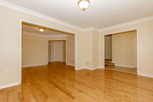 For Lease - 6035 Bidwell Trail Unit# 86, Mississauga, Ontario - Photo 1