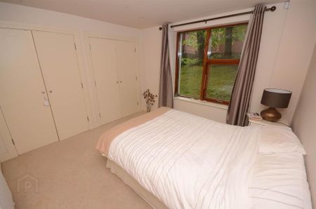 5 Stratfield House, Wellington Park Terrace, Belfast, BT9 6DR - Photo 3