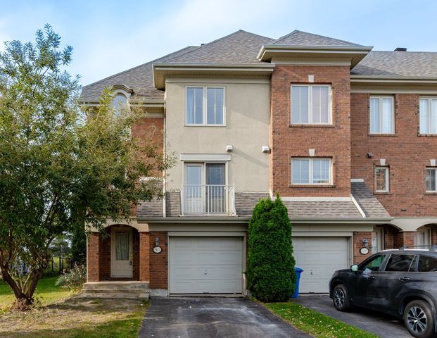 À louer / Maison à étages - Photo 1