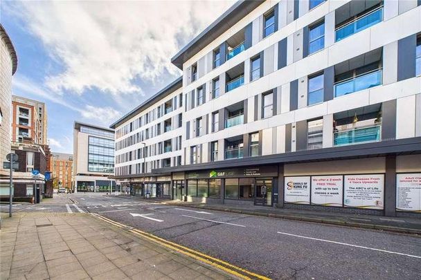 Cromwell Road, Redhill, Surrey, RH1 - Photo 1