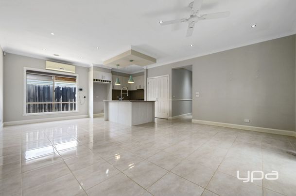 BEAUTIFULLY PRESENTED HOME WITH OUTDOOR LIVING - Photo 1