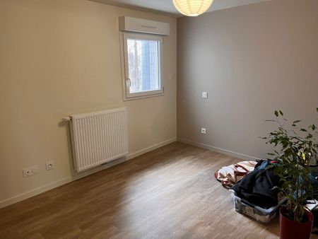 Location Appartement 3 pièces 74m² BRIOUDE 43100 - Photo 3