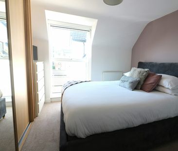 Flat to rent on - Photo 3