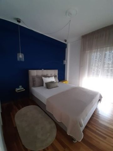 Ενοικίαση κατοικίας, 70 τ.μ., Αθήνα, 620 € - Photo 2